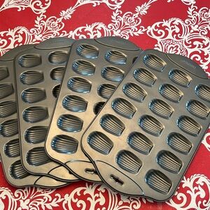 Norpro madeline mini pans set of 4